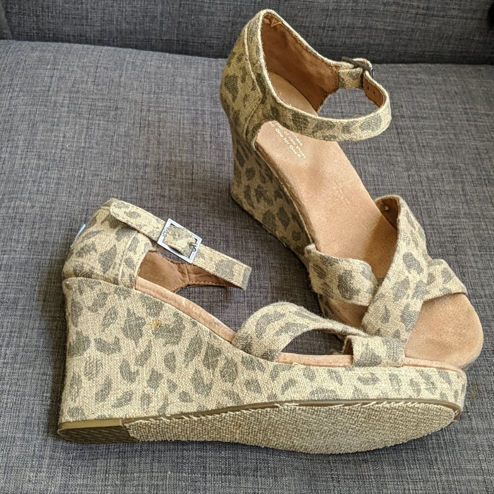 Leopard Wedges - Picture 3 of 3